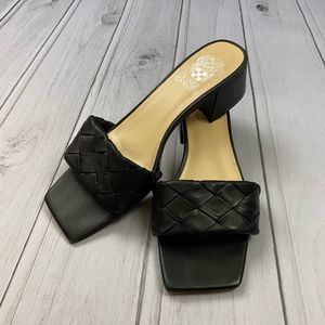 Vince Camuto 1.5in heel braided heel 9.5